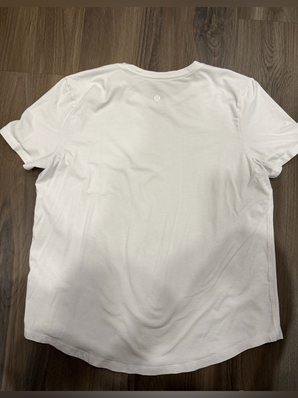 lululemon athletica White Short Sleeve Crew Tee - Picture 2 of 2